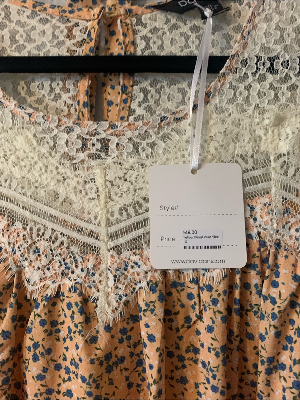 DAVI & DANI Cream Lace-Neckline Yellow Floral Midi Dress 1X - Picture 4 of 8